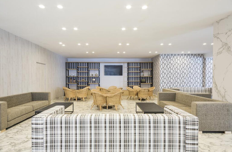 Pesach in Spain Olam Holidays Passover 2024 Programs . Pesach