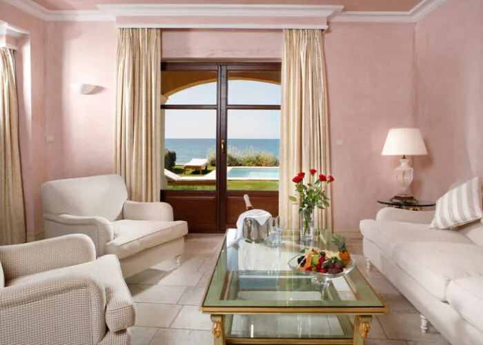 Suite Bungalow Mythica avec Piscine Privée Front de Mer 3