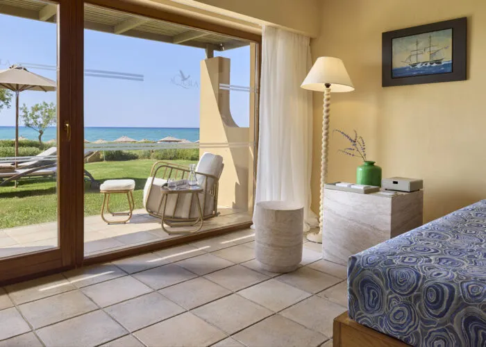 Bungalow Mythica avec Piscine Privée Front de Mer 5