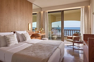 Rooms & Suites